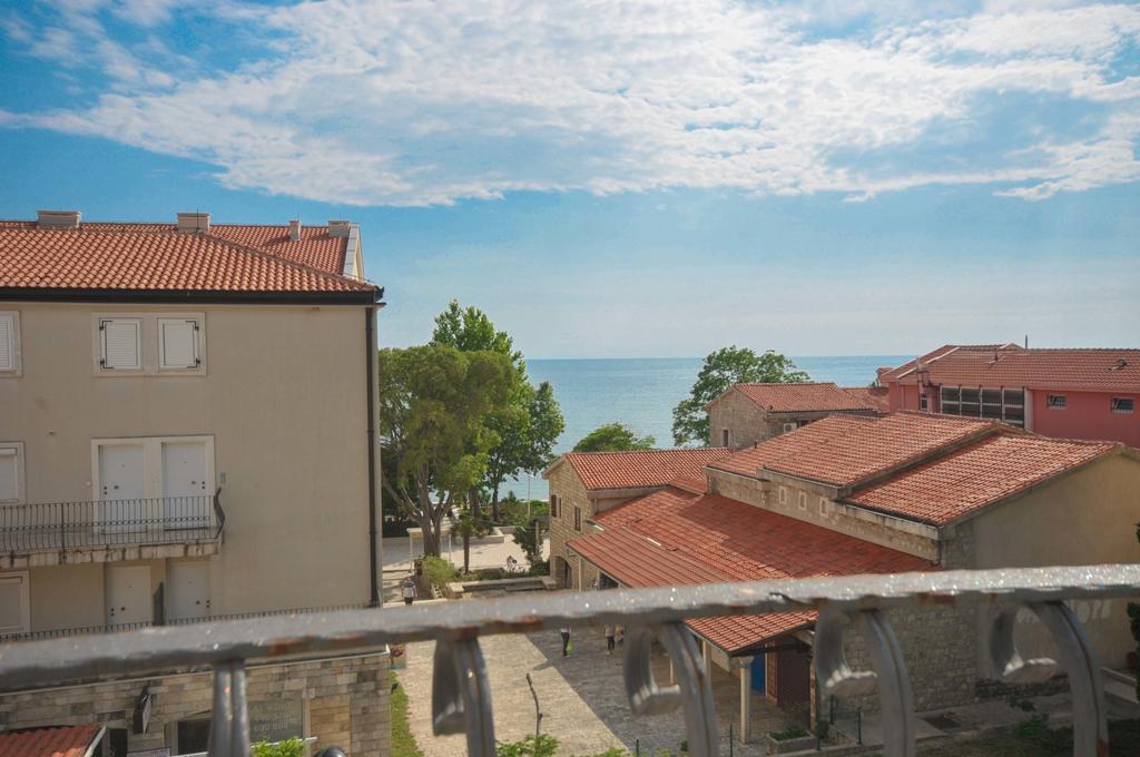 Seaside Apartments Petrovac Exterior photo